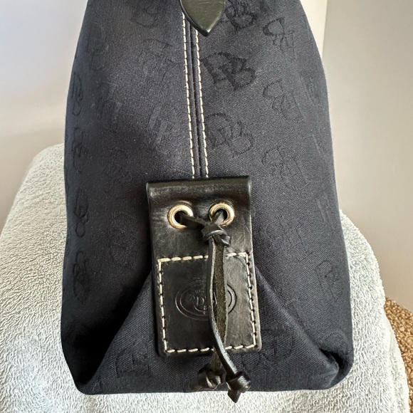 Dooney & Bourke Signature Fabric Canvas w/ Leather Trim Hobo Bag, Black, EUC - Picture 5 of 11